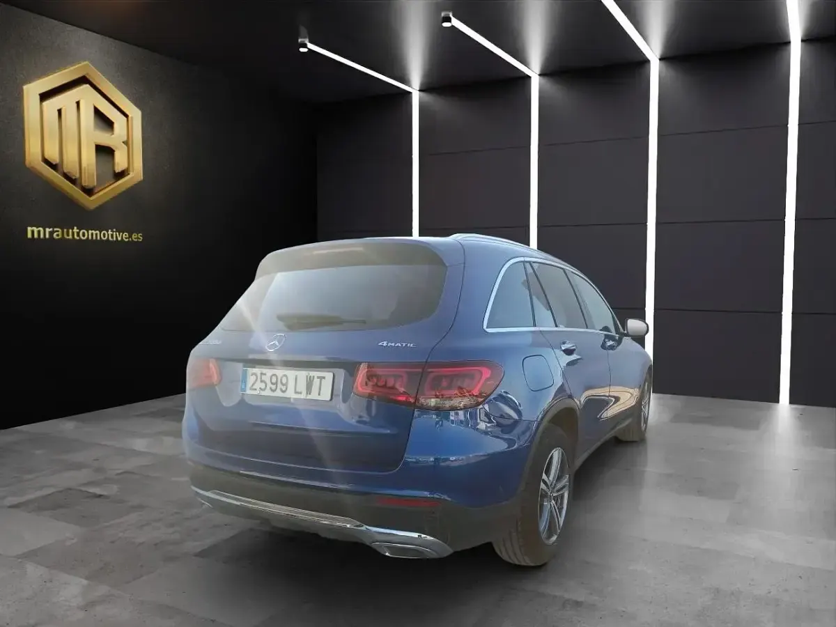 Usado Mercedes GLC220 194 CV (142 kW) 2022 Azul metalizado SUV
