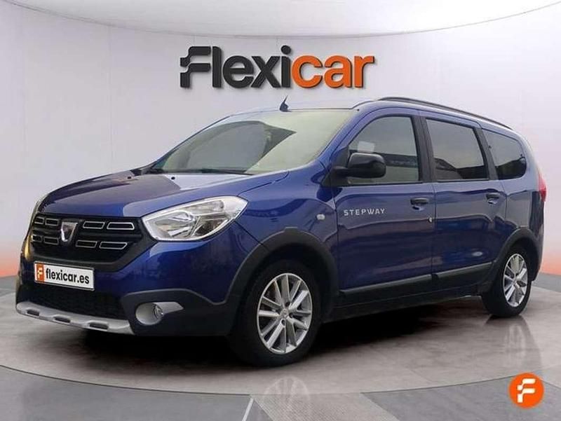 Usado Dacia Lodgy Comfort 116 CV (85 kW) 2021 Azul Monovolumen