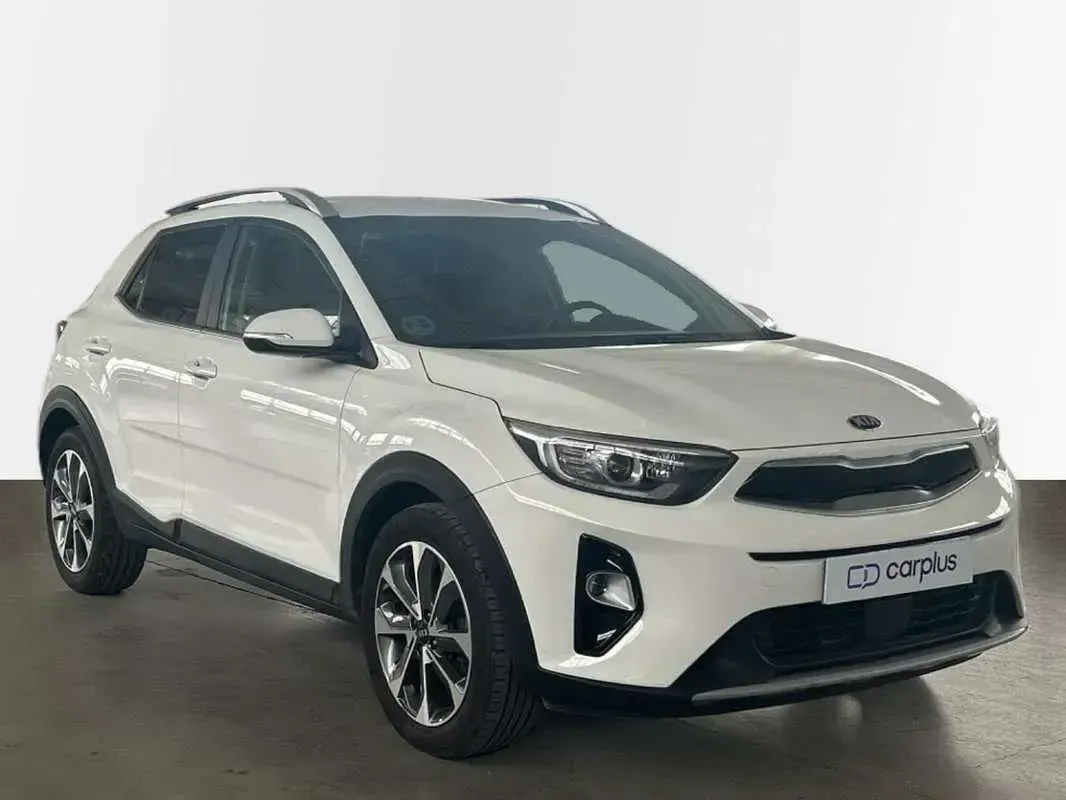 Usado Kia Stonic 120 CV (88 kW) 2020 Blanco SUV
