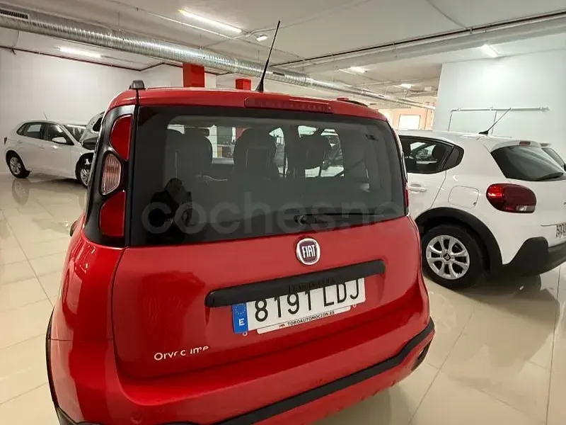 Usado Fiat Panda Cross Cross 69 CV (50 kW) 2020 Rojo Utilitario