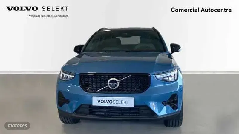 Nuevo Volvo XC40 Plus 2025 Azul SUV
