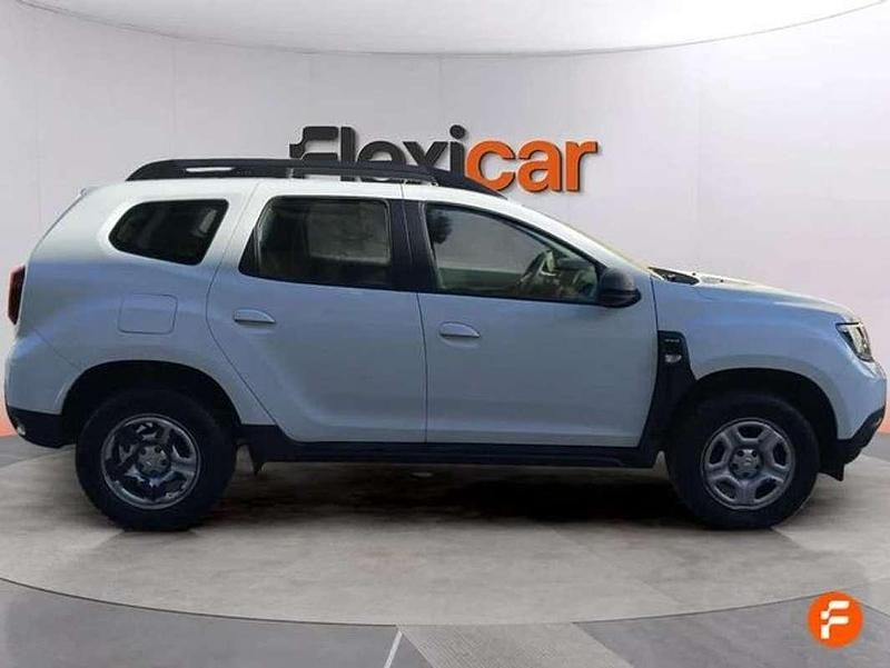 Usado Dacia Duster Acces 91 CV (66 kW) 2021 Blanco SUV
