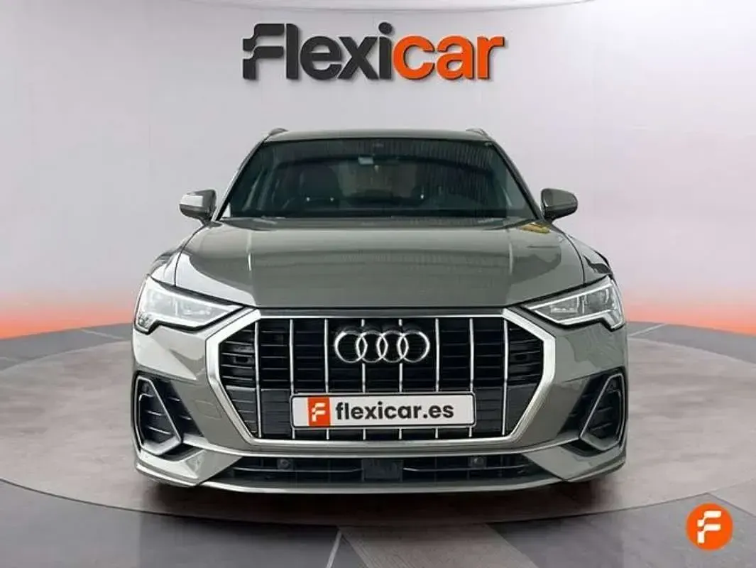 Usado Audi Q3 S-Line 150 CV (110 kW) 2024 Gris SUV