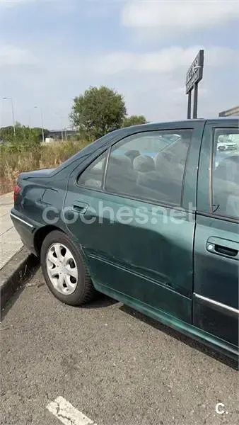 Usado Peugeot 406 135 CV (99 kW) 2000 Verde Berlina
