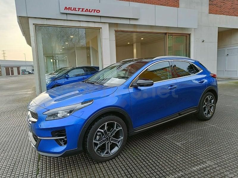 Usado Kia XCeed 136 CV (100 kW) 2021 Azul SUV