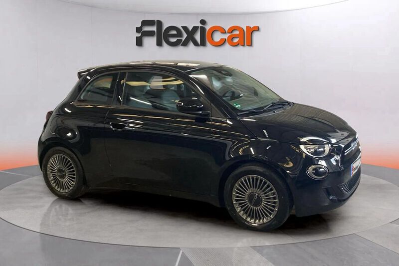 Negro Usado 2022 Fiat 500e Icon Berlina | 12.990 € (Super precio) - Imagen 1/4