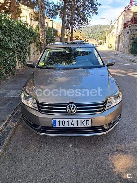 Usado VW Passat Edition 140 CV (102 kW) 2012 Beige Berlina