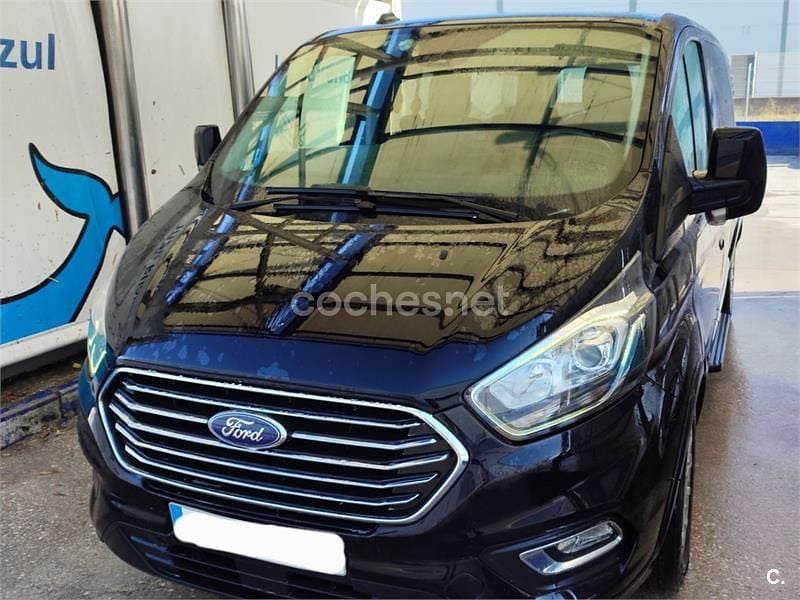 Negro Usado 2021 Ford Tourneo Titanium Monovolumen | 17.500 € (Precio justo) - Imagen 1/4