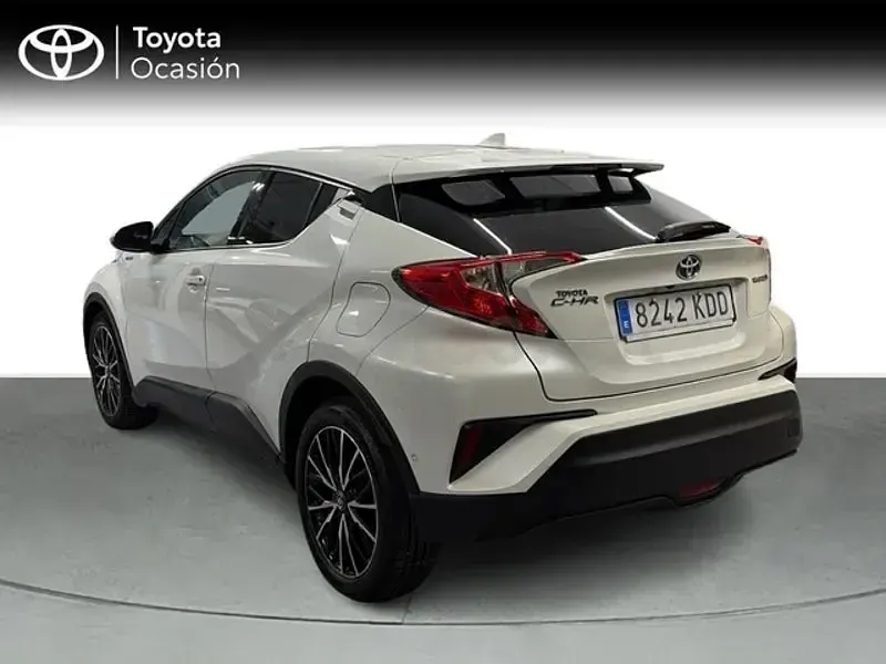 Usado Toyota C-HR Advance 122 CV (89 kW) 2017 Blanco SUV