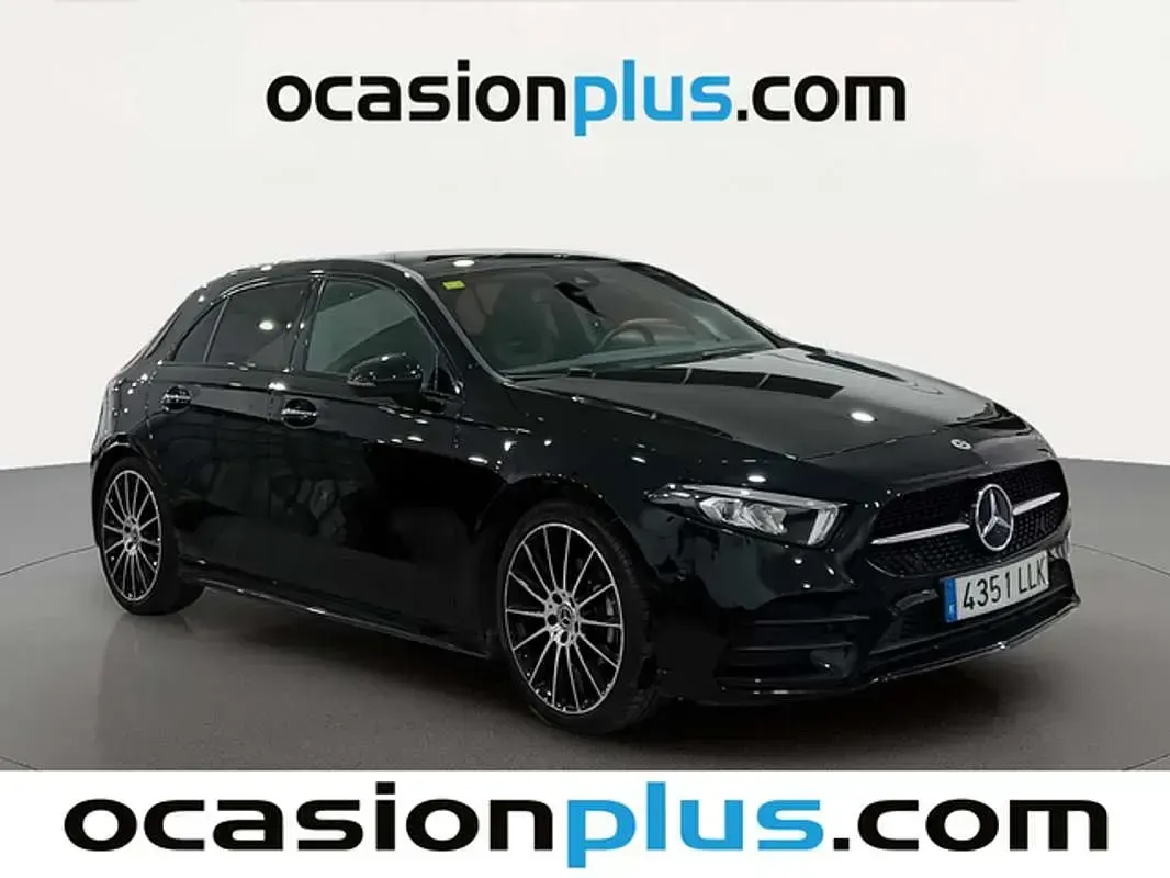 Usado Mercedes A200 AMG 163 CV (119 kW) 2020 Negro Utilitario