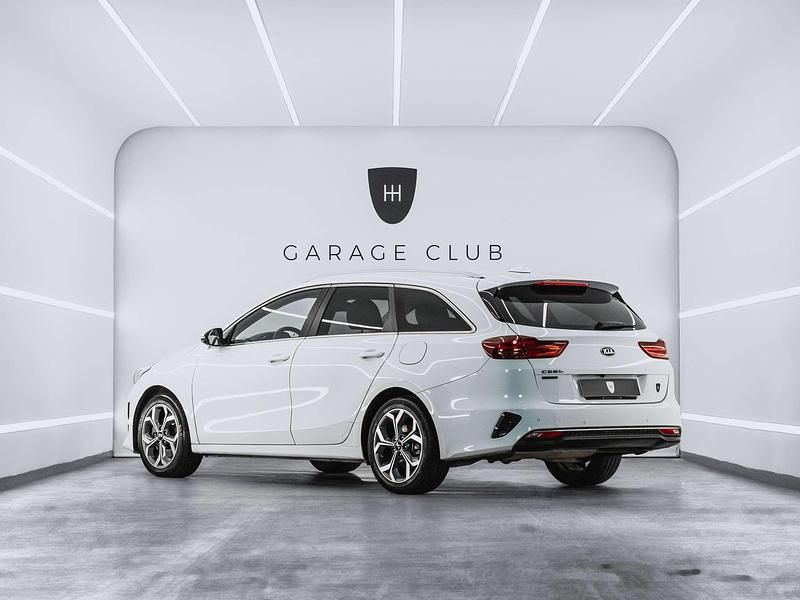 Usado Kia Ceed LX 118 CV (86 kW) 2019 Blanco Utilitario