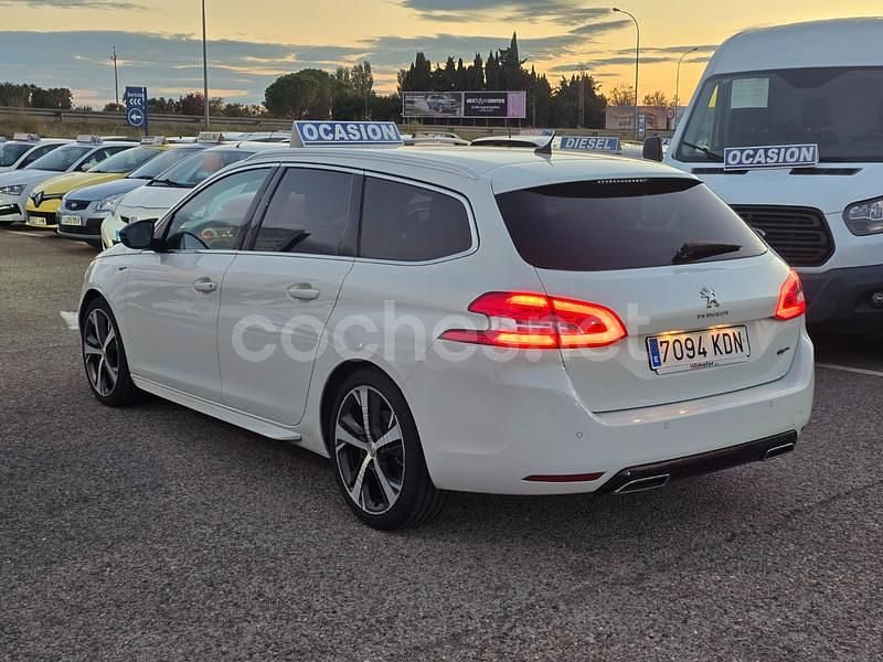 Usado Peugeot 308 SW GT 205 CV (150 kW) 2017 Blanco Familiar