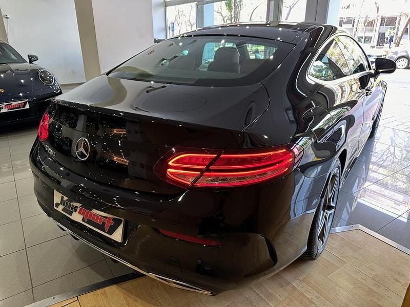 Usado Mercedes C200 184 CV (135 kW) 2019 Negro Coupe
