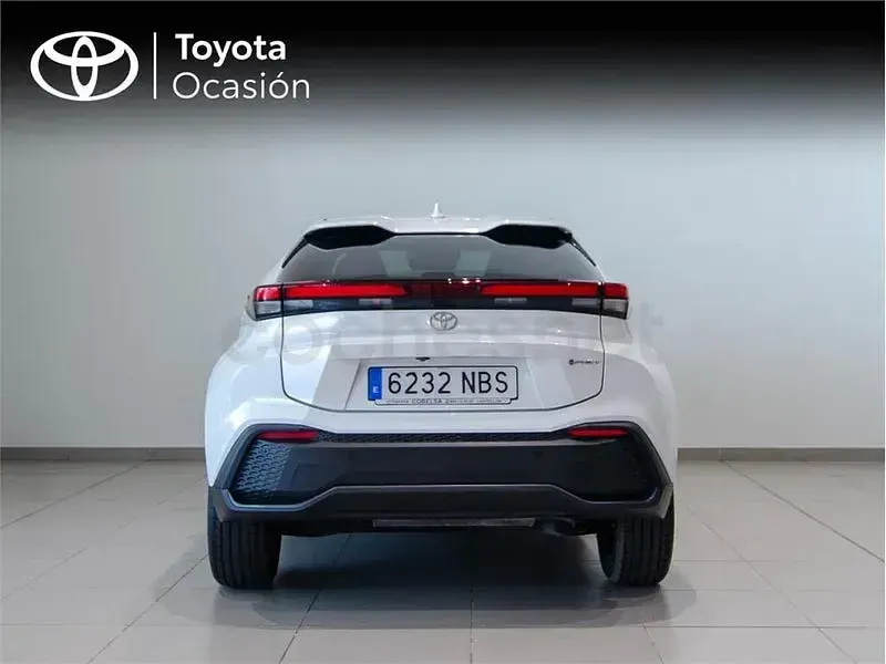 Usado Toyota C-HR Advance 223 CV (164 kW) 2025 Blanco SUV