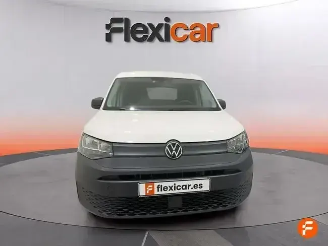 Usado VW Caddy 102 CV (75 kW) 2024 Blanco Monovolumen
