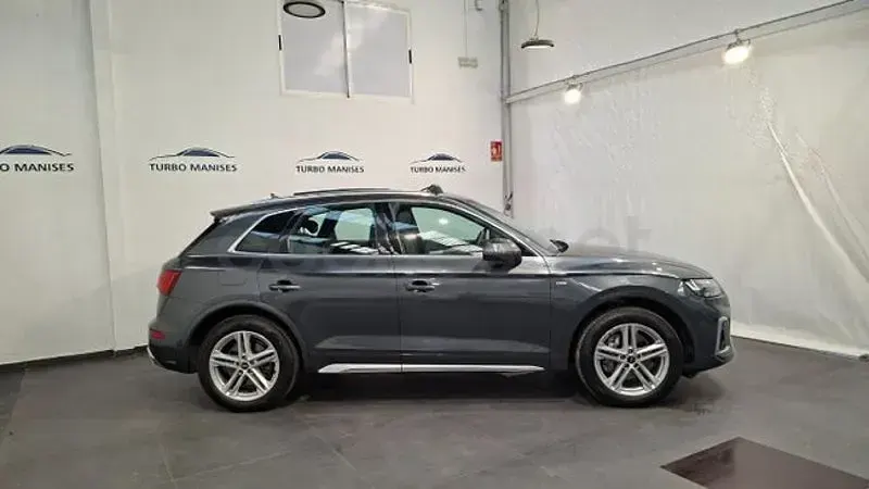 Usado Audi Q5 S-Line 204 CV (150 kW) 2023 Gris / plata SUV