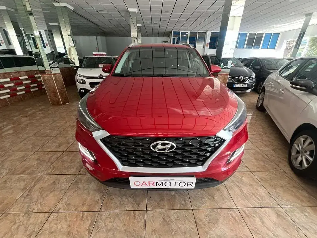 Usado Hyundai Tucson 132 CV (97 kW) 2019 Burdeos SUV