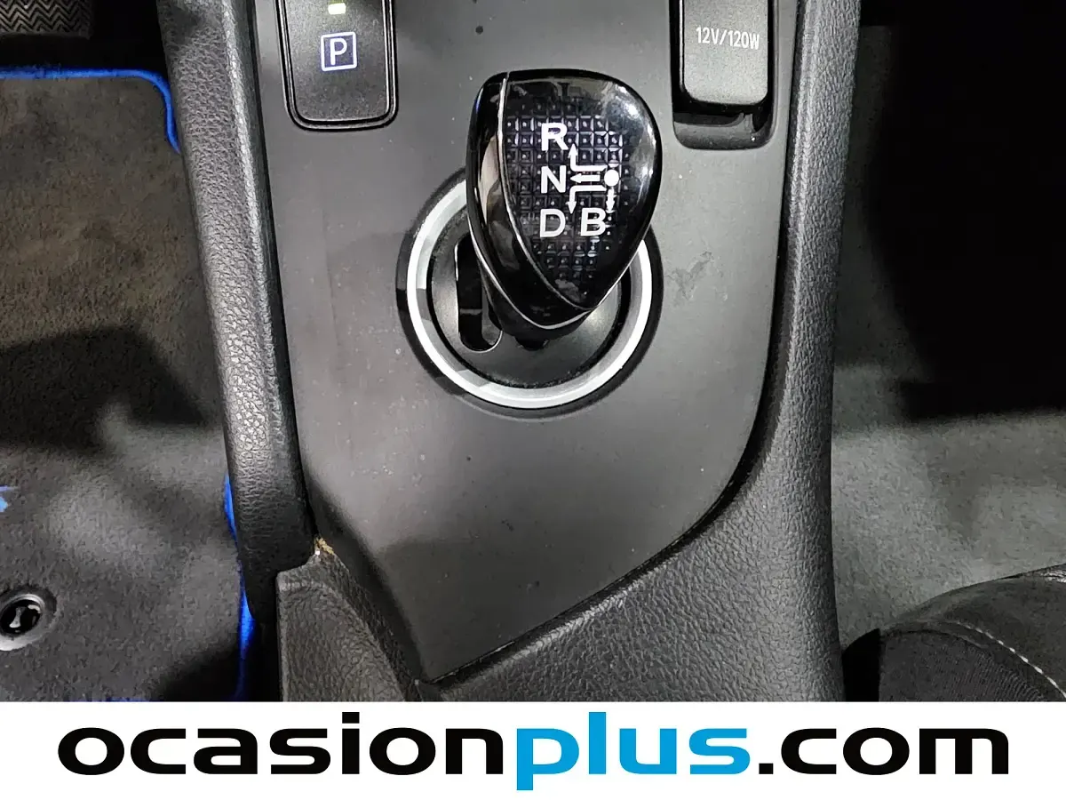 Usado Toyota Auris 136 CV (100 kW) 2017
