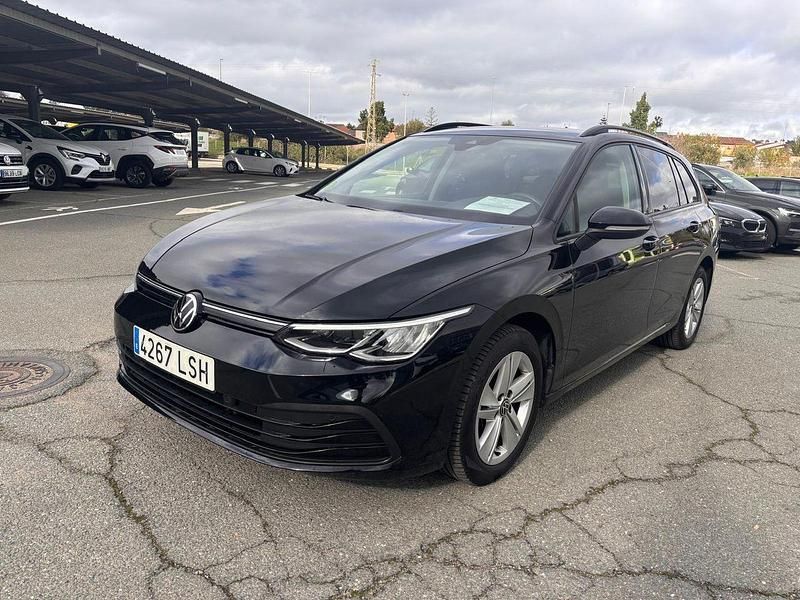 Usado VW Golf VII Life 115 CV (84 kW) 2021 Negro Familiar