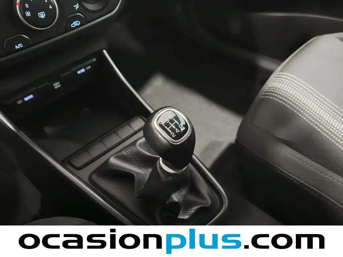 Usado Hyundai Bayon 84 CV (61 kW) 2023 Blanco SUV