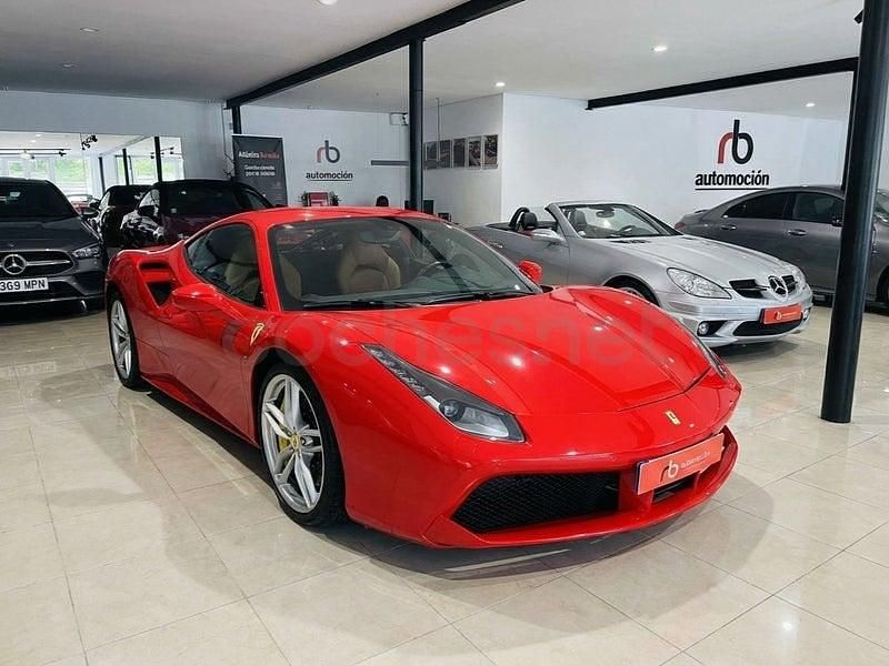 Usado Ferrari 488 670 CV (492 kW) 2016 Rojo Coupe