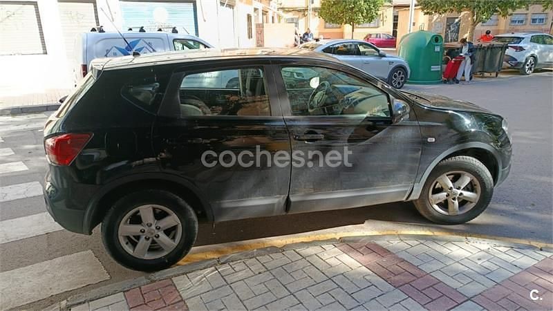 Usado Nissan Qashqai Acenta 106 CV (77 kW) 2007 Negro SUV