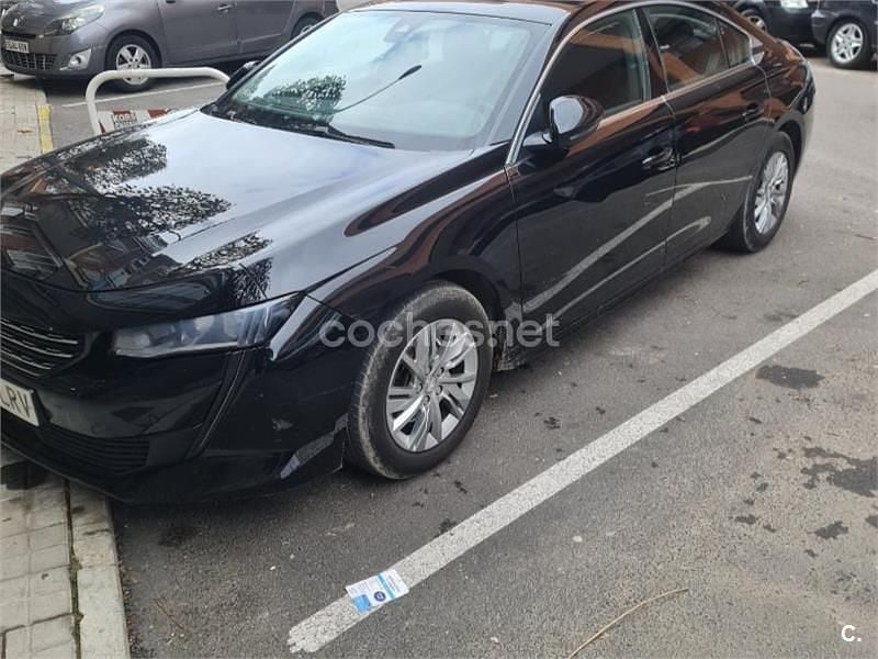 Usado Peugeot 508 Active 130 CV (95 kW) 2021 Negro Berlina
