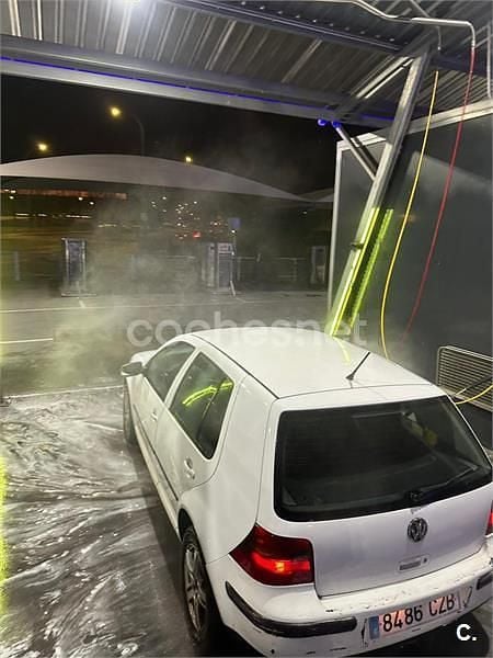 Usado VW Golf IV Advance 110 CV (80 kW) 2002 Blanco Berlina