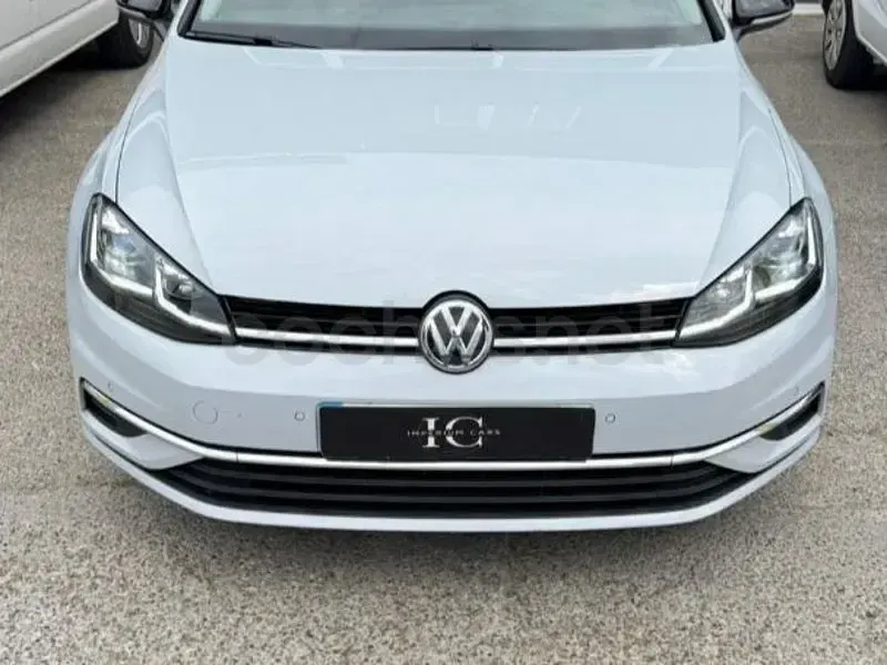 Usado VW Golf VII Advance 110 CV (80 kW) 2017 Blanco Berlina