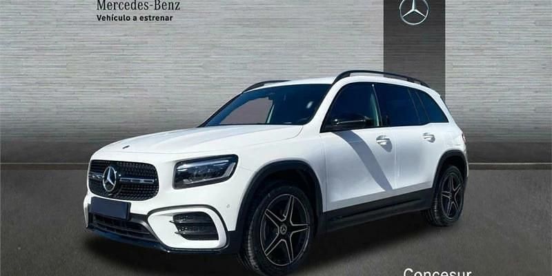 Blanco Nuevo 2025 Mercedes GLB200 SUV | 53.500 € (Un poco caro) - Imagen 1/4