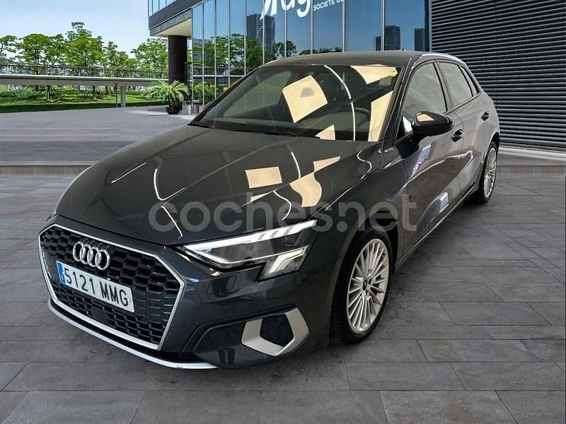 Gris / plata Usado 2023 Audi A3 Advanced Plus Berlina | 25.200 € (Precio justo) - Imagen 1/4
