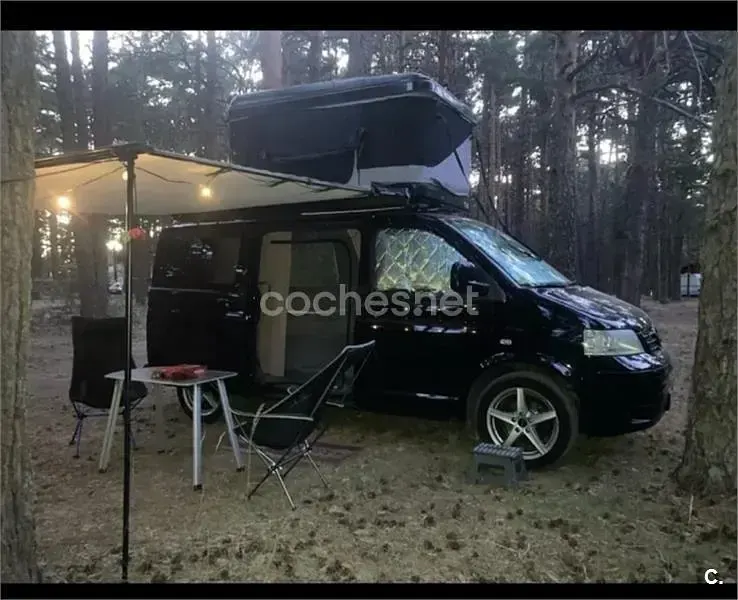Usado VW Multivan Startline 130 CV (95 kW) 2008 Negro Monovolumen
