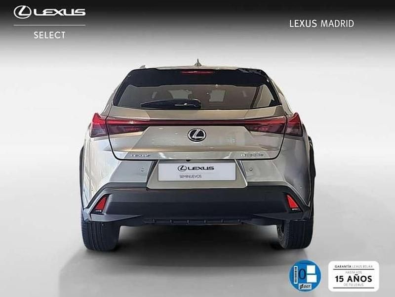 Usado Lexus UX 300e Business Edition 150 kW (204 CV) 2022 Plateado SUV