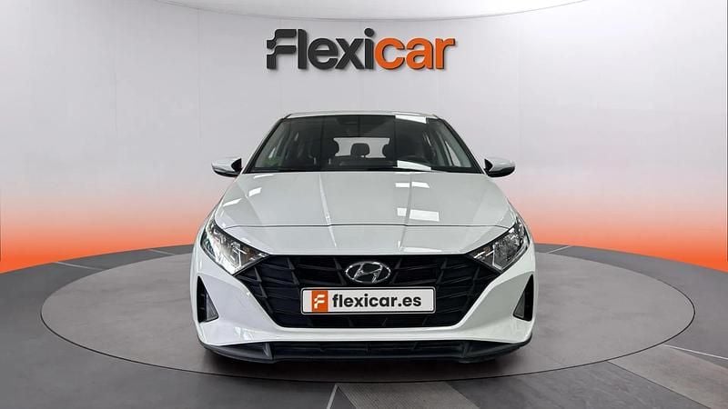 Usado Hyundai i20 84 CV (61 kW) 2020 Blanco Utilitario