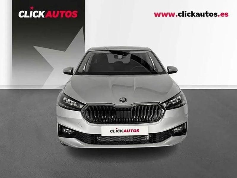Usado Skoda Fabia Selection 115 CV (84 kW) 2025 Gris / plata Utilitario