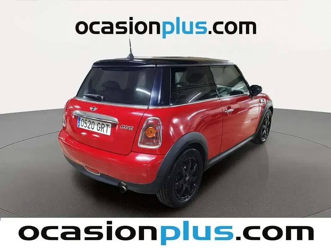 Usado Mini Cooper 120 CV (88 kW) 2009 Rojo Utilitario