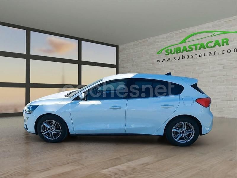Blanco Usado 2022 Ford Focus Trend Berlina | 14.400 € (Super precio) - Imagen 1/4