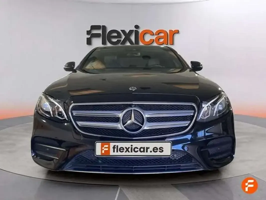Usado Mercedes E500 194 CV (142 kW) 2019 Blanco Familiar