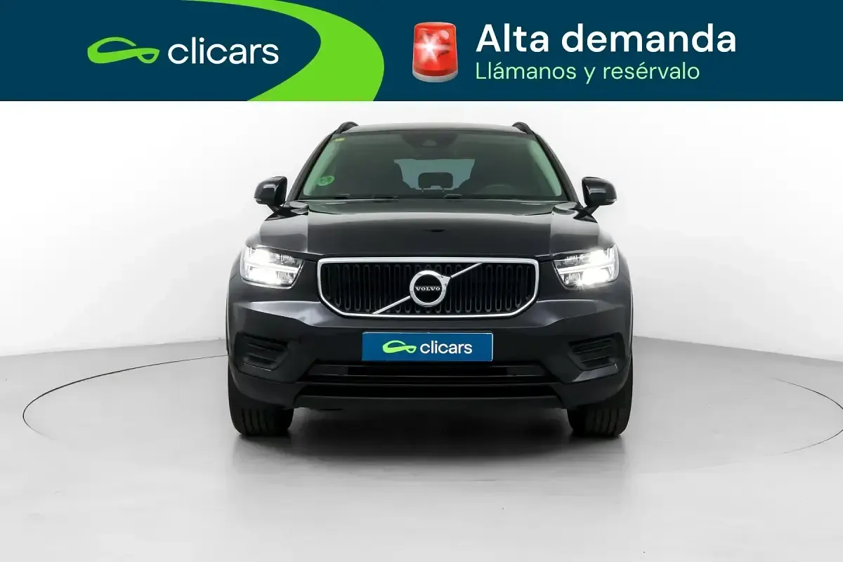 Usado Volvo XC40 Momentum 129 CV (94 kW) 2020 Negro SUV