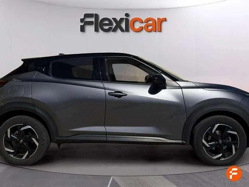 Usado Nissan Juke Acenta 114 CV (83 kW) 2024 Gris SUV