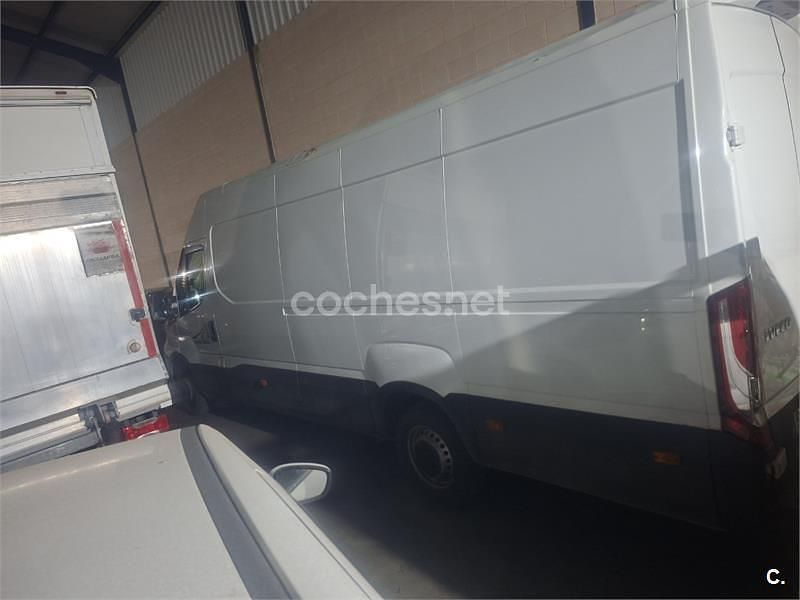 Usado Iveco Daily 96 CV (70 kW) 2012 Blanco Pickup/Camioneta