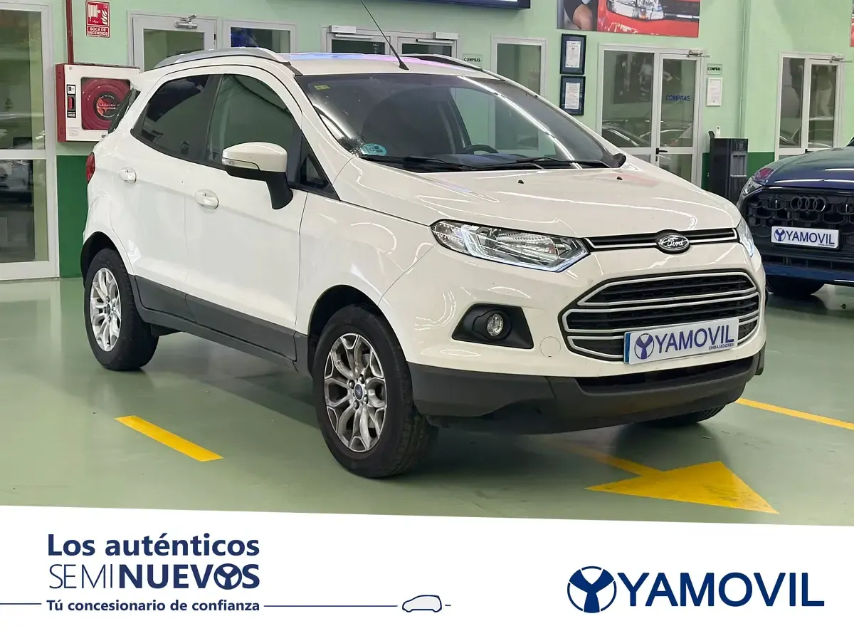 Usado Ford Ecosport Trend 112 CV (82 kW) 2016 Blanco SUV