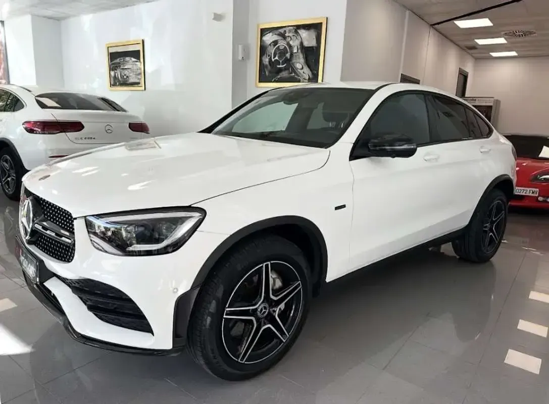 Usado Mercedes GLC300e 306 CV (225 kW) 2020 Blanco SUV