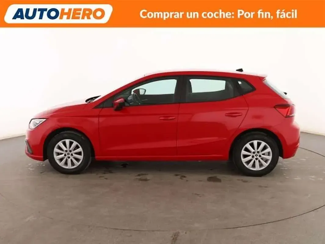 Usado Seat Ibiza Style 80 CV (58 kW) 2024 Rojo Utilitario