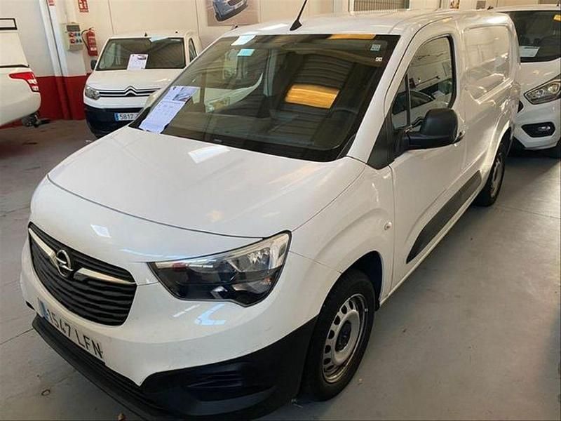 Blanco Usado 2020 Opel Combo Monovolumen | 12.990 € (Un poco caro) - Imagen 1/3