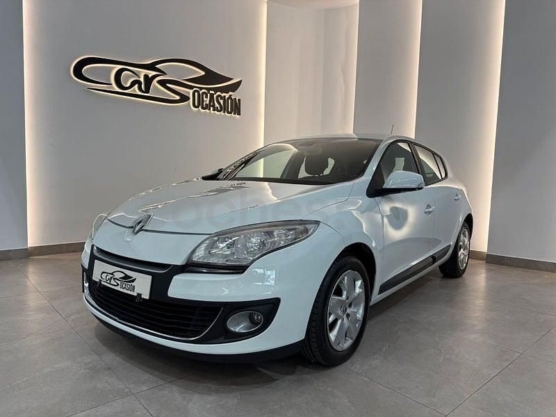 Usado Renault Mégane Bose Edition 110 CV (80 kW) 2014 Blanco Berlina