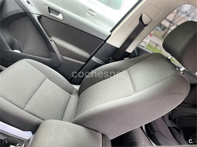 Usado VW Tiguan Sport 160 CV (117 kW) 2014 Gris / plata SUV