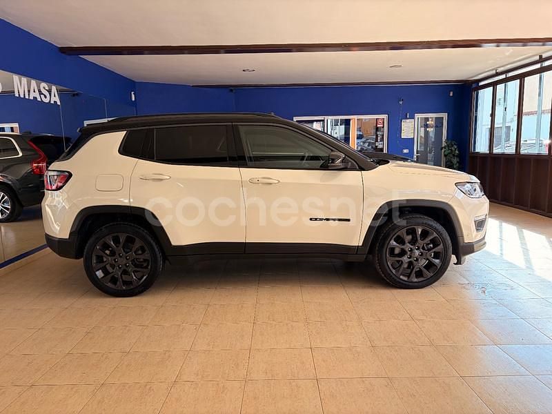 Usado Jeep Compass Limited 190 CV (139 kW) 2021 Beige SUV
