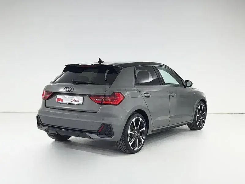 Usado Audi A1 Sportback 116 CV (85 kW) 2025 Gris / plata Utilitario