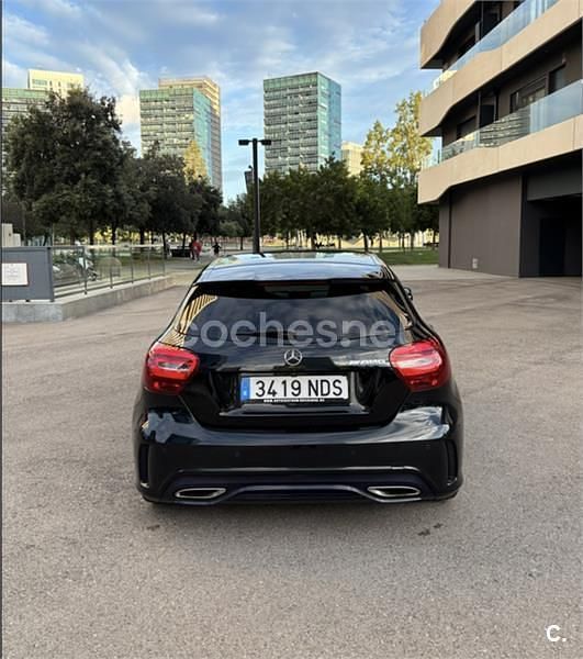 Usado Mercedes A180 AMG line 122 CV (89 kW) 2016 Negro Berlina